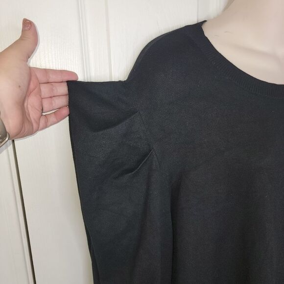 Eloquii black pleated sleeve sweater 26/28 - Picture 2 of 7